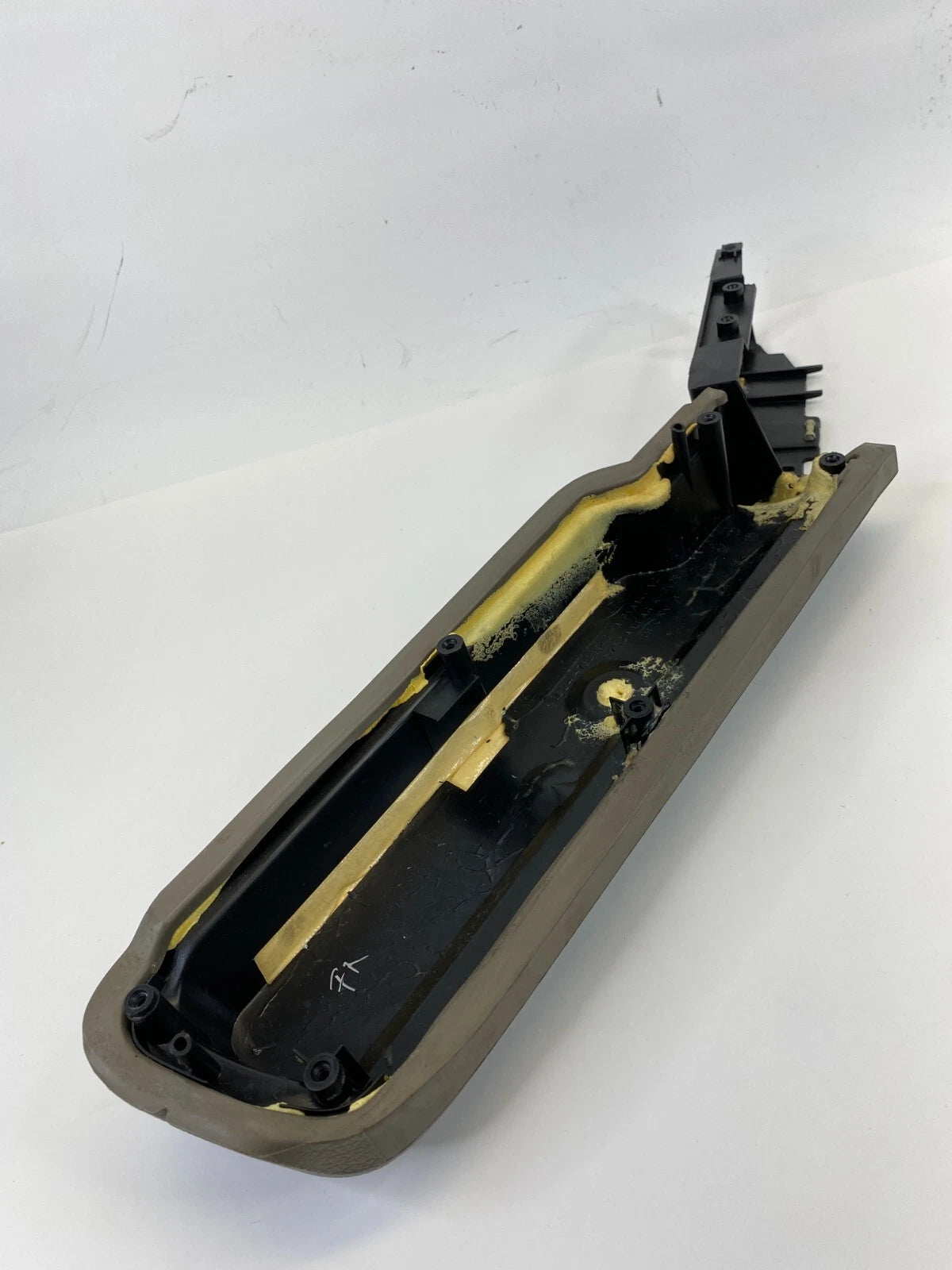 06-10 FORD EXPLORER FRONT RIGHT SIDE INNER DOOR ARMREST ARM REST PAD 6L247823942