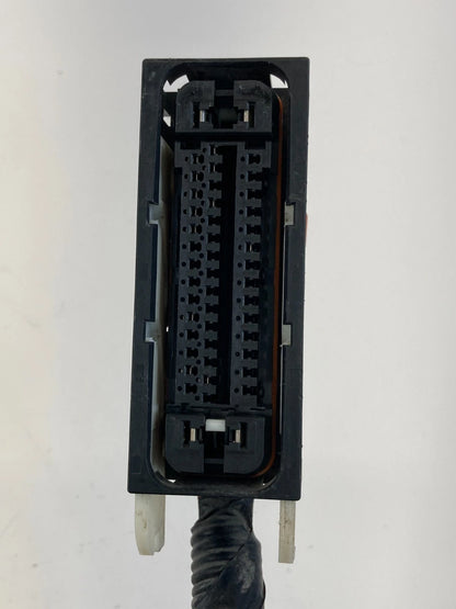 2003 2004 HONDA ACCORD A/T 3.0L ABS ANTI LOCK BRAKE MODULE CONNECTOR PLUG SOCKET