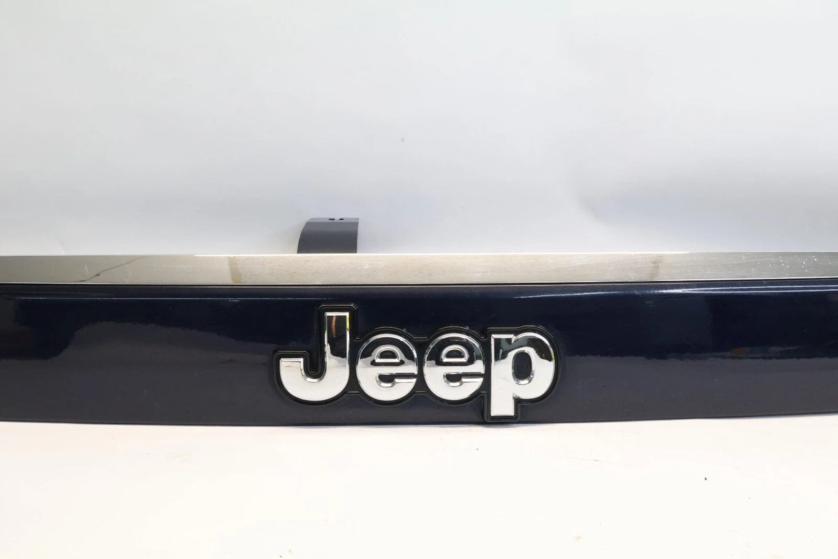 09-17 JEEP PATRIOT COMPASS TRUNK LIFT GATE LID LICENSE PLATE MOLDING BEZEL OEM