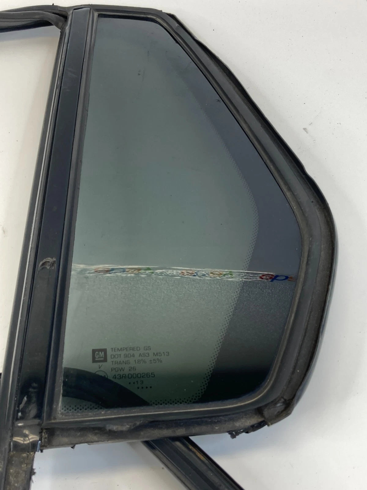 2010-2017 GMC Terrain Rear Left Side Door Vent Window Glass E1143R-000265