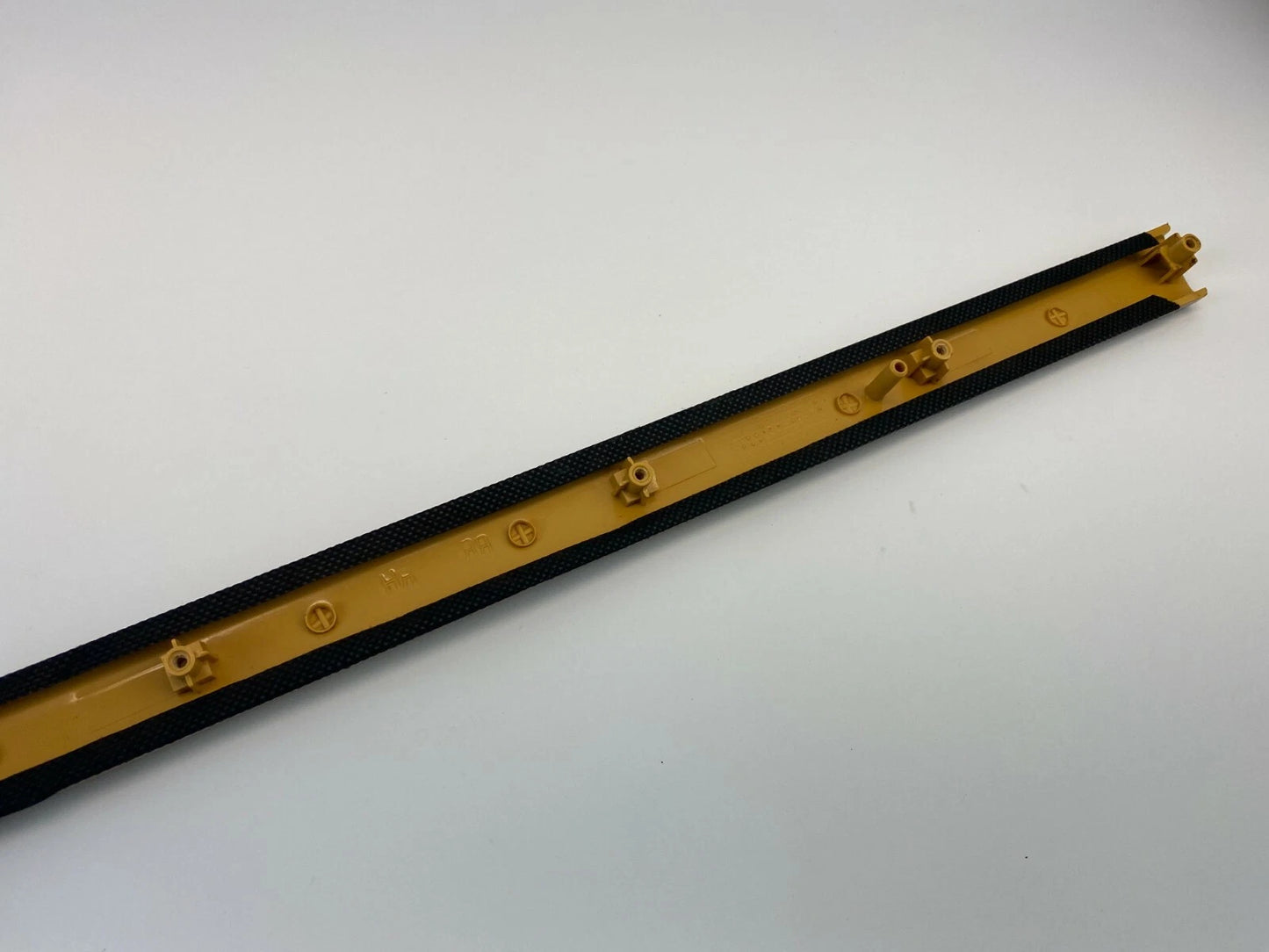 2004 2005 2006 KIA AMANTI REAR RIGHT DOOR INTERIOR TRIM PANEL MOLDING WOOD