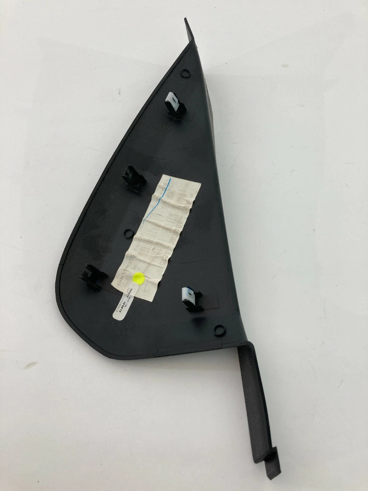 2014-2017 FORD FIESTA FRONT RIGHT PASSENGER SIDE CAP END PANEL COVER BEZEL TRIM