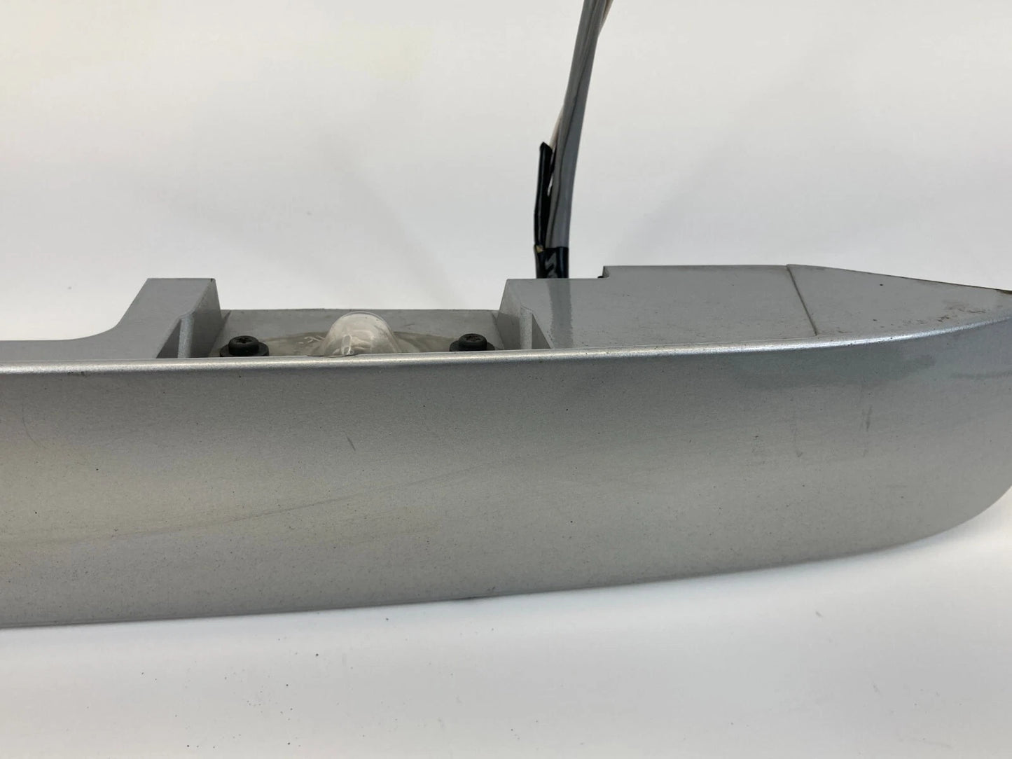 08-17 BUICK ENCLAVE LIFTGATE TRUNK LICENSE FINISH PANEL MOLDING W/ CAMERA OEM