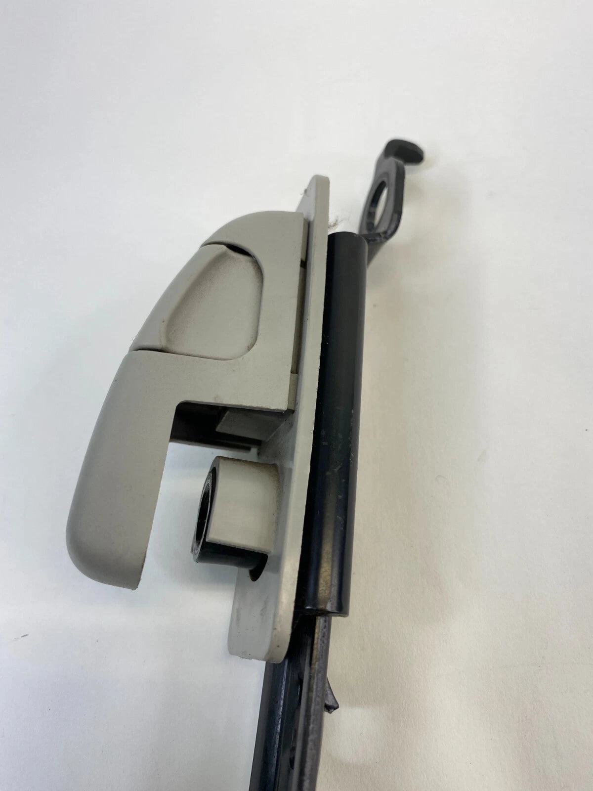 08-15 SCION XB WAGON FRONT LEFT DIVER SIDE SEAT BELT HIGH ADJUSTER ASSEMBLY OEM