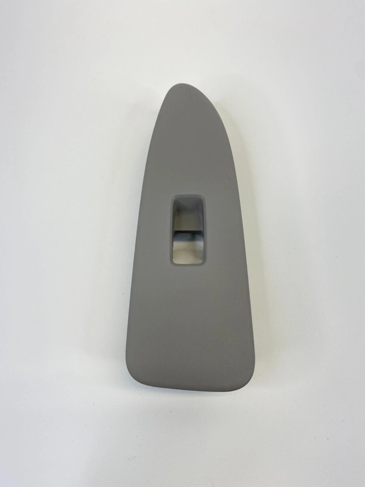 2002 2003 LEXUS ES300 REAR LEFT SIDE DOOR WINDOW SWITCH COVER TRIM 74272-33120