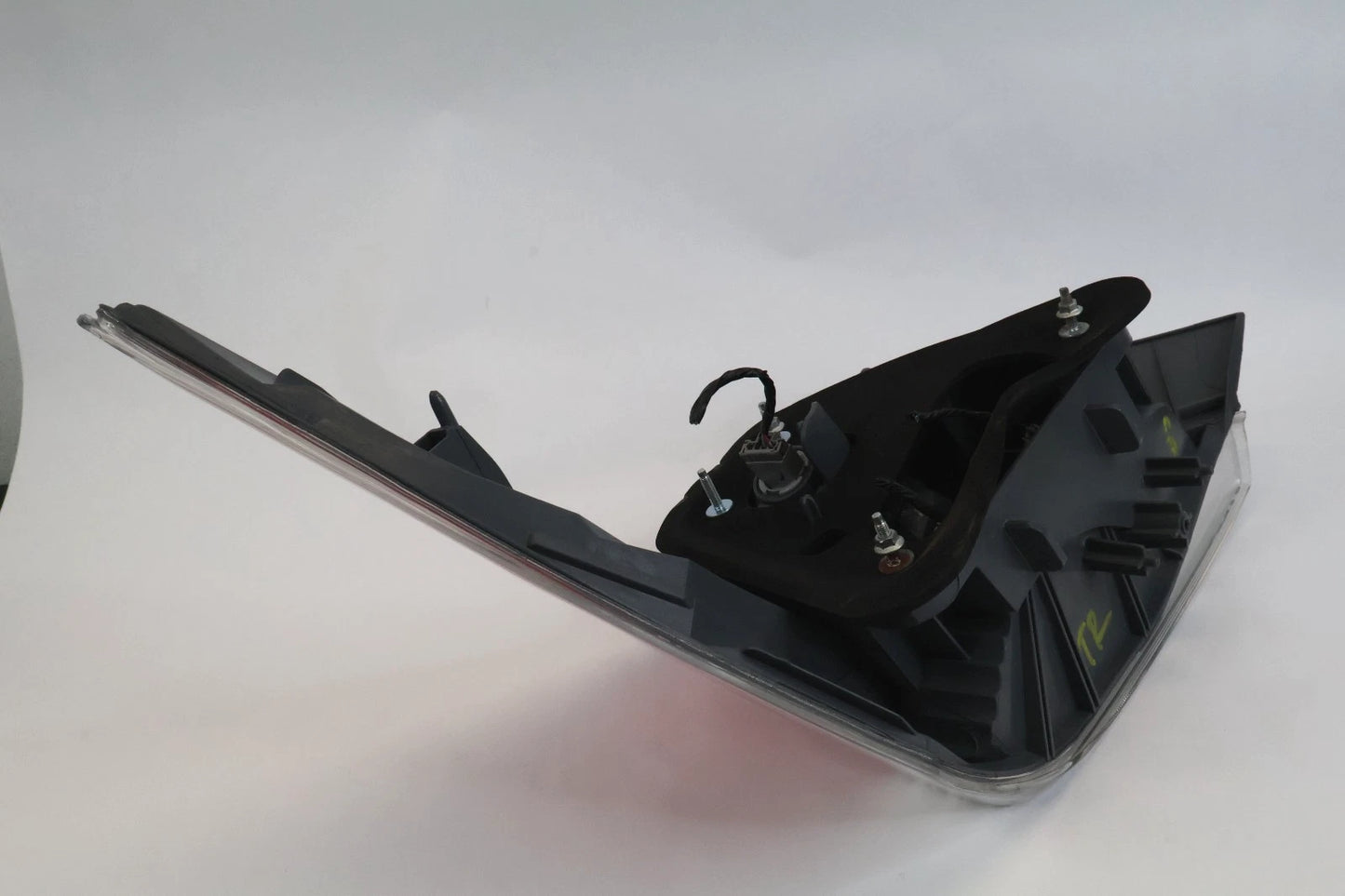 2008-2012 HONDA ACCORD SEDAN RIGHT PASSENGER TAILLIGHT TAIL LAMP ASSEMBLY OEM
