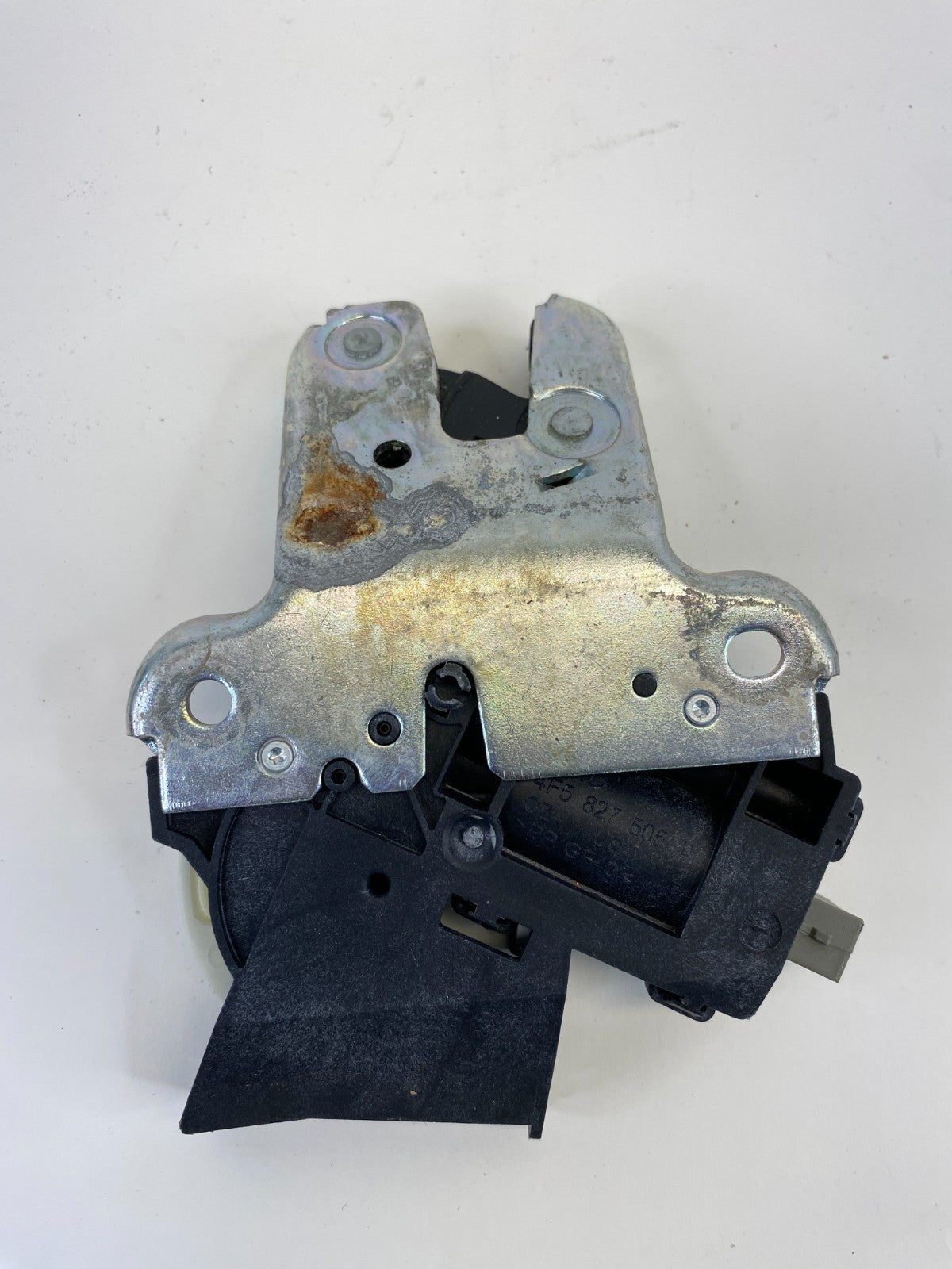 2009-2017 VW Volkswagen CC Sedan Rear Trunk Lid Actuator Lock Latch OEM