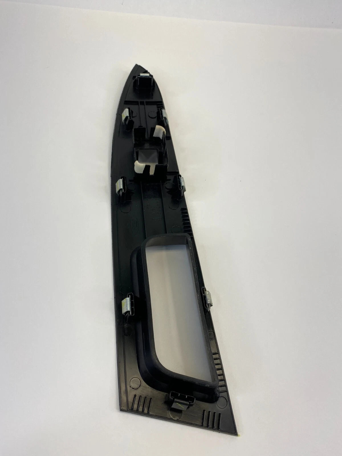 13-20 FORD FUSION FRONT RIGHT DOOR WINDOW SWITCH COVER BEZEL DS73-14A563-B OEM