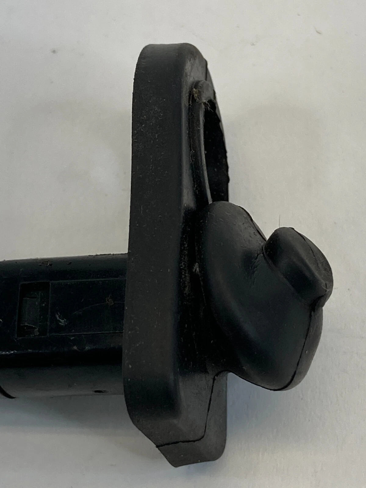 2010-2013 KIA SOUL 06-16 RIO REAR RIGHT SIDE DOOR AJAR LIGHT JAMB SWITCH SENSOR