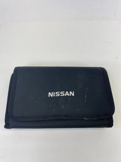 2018 Nissan Altima SV SEDAN Owners Manual Information Guide Book Set w / Case