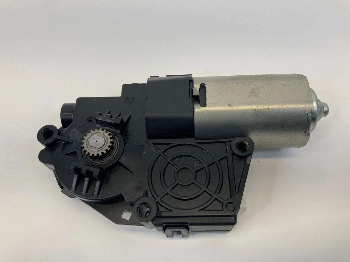 2013-2017 HYUNDAI ELANTRA GT HATCHBACK SUNROOF SUN ROOF MOTOR 50006315A OEM