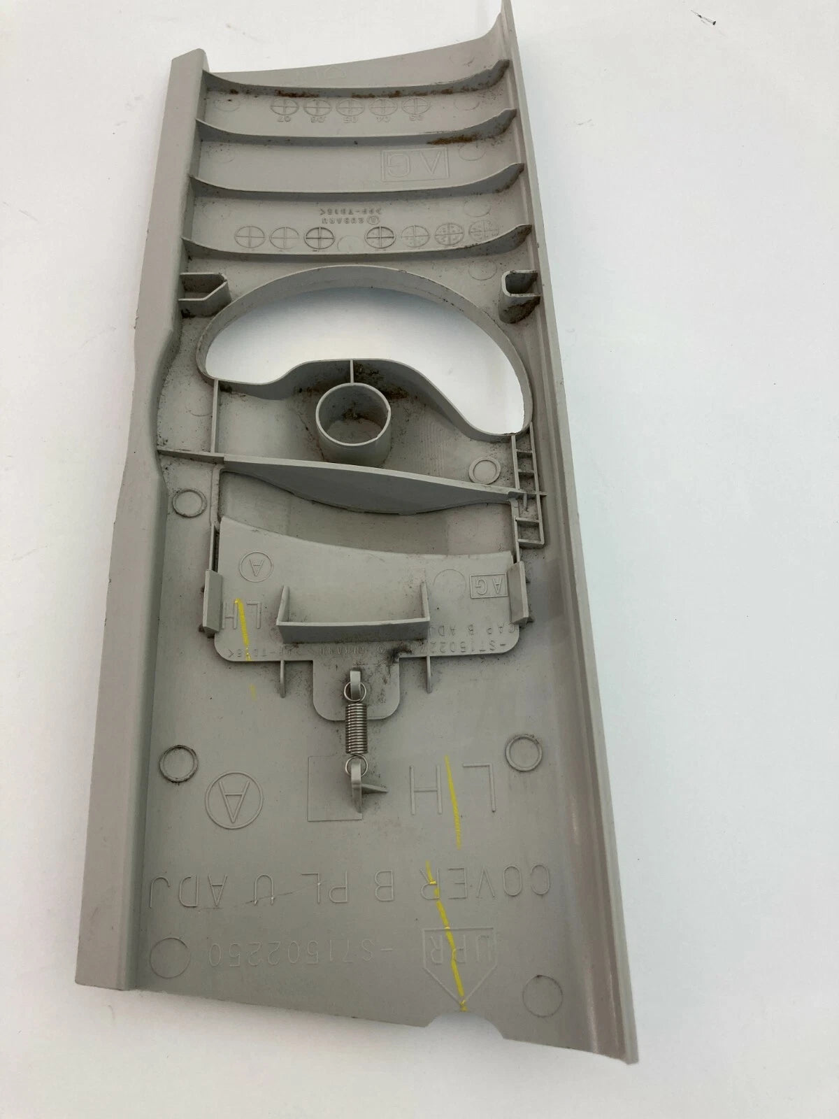 2010-2012 SUBARU OUTBACK LEFT DRIVER SIDE CENTER UPPER PILLAR TRIM PANEL OEM