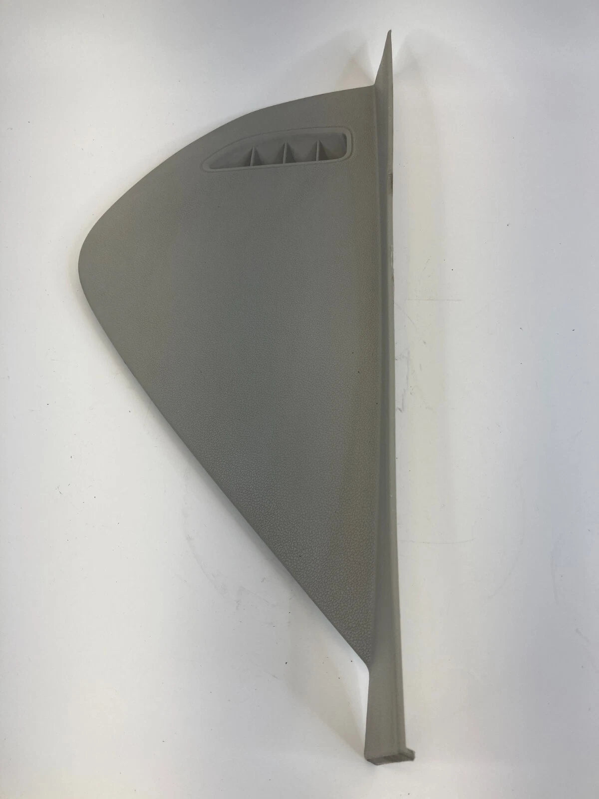09-14 VOLKSWAGEN ROUTAN FRONT RIGHT PASSENGER SIDE DASH END CAP TRIM COVER OEM