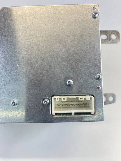 2014-2019 Nissan Versa Note Radio AM/FM Receiver CD Disc Player 28185-3VY0A OEM