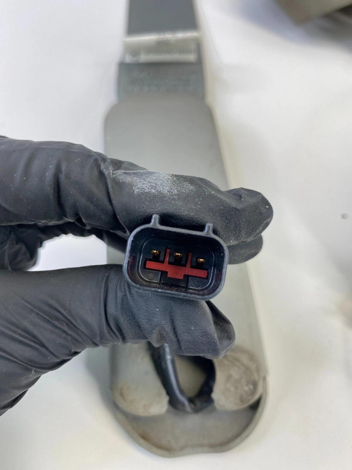 2007-2009 HYUNDAI SANTA FE FRONT RIGHT SEAT BELT RETRACTOR 88880-0W000 OEM