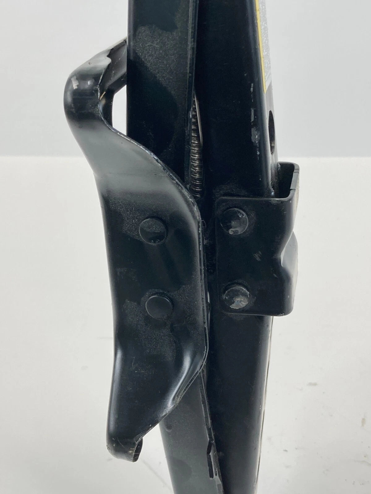 05-10 CHRYSLER 300 06-10 CHARGER EMERGENCY SPARE TIRE JACK W/ LUG 52110391AB OEM