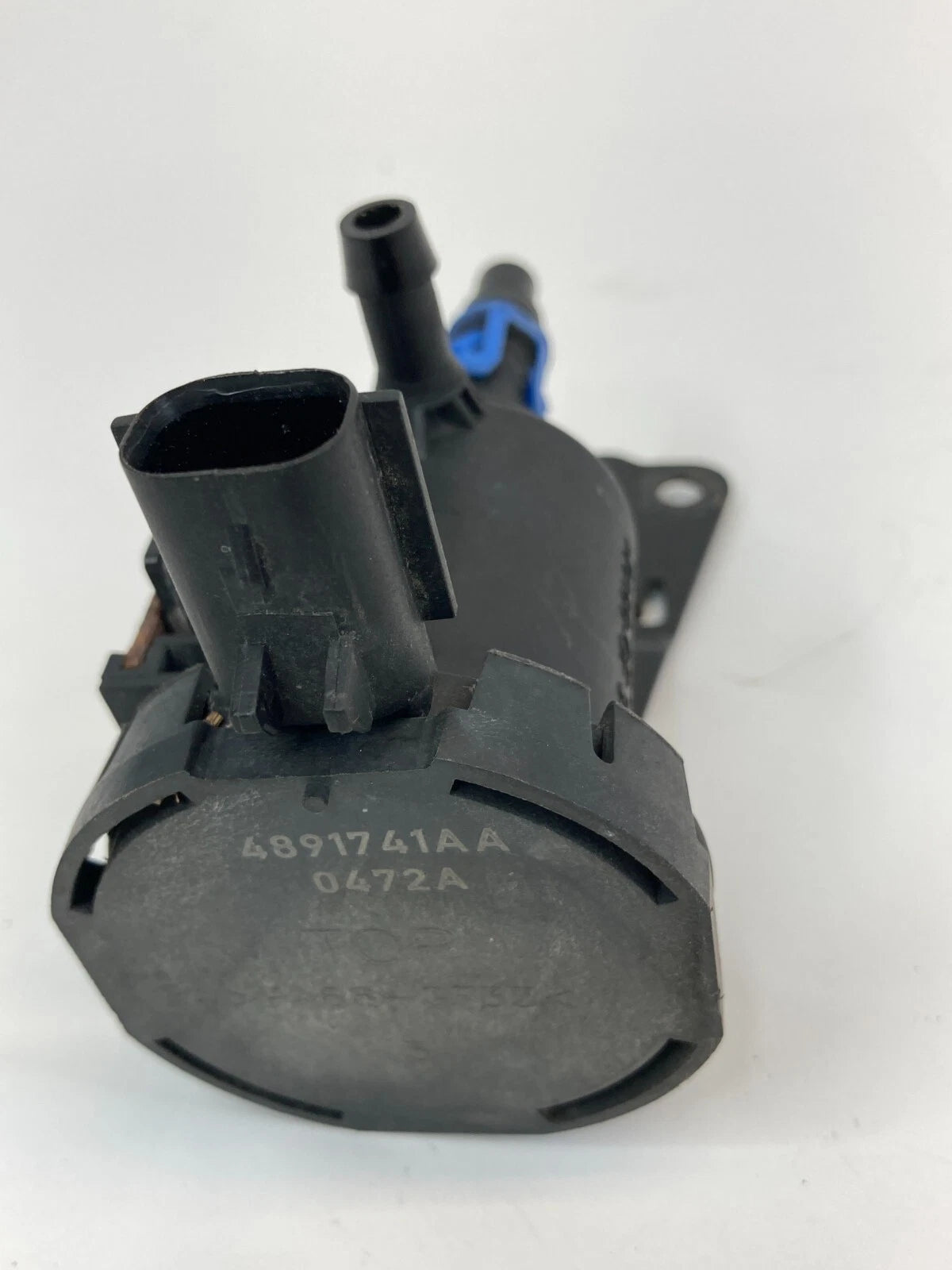2012-2015 RAM C/V VACUUM PURGE SOLENOID FUEL VALVE VAPOR CANISTER 4891741AA OEM