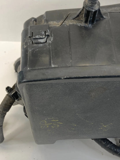 2010 2011 TOYOTA PRIUS 1.8L A/T ENGINE COMPARTMENT FUSE RELAY BOX ASSEMBLY OEM