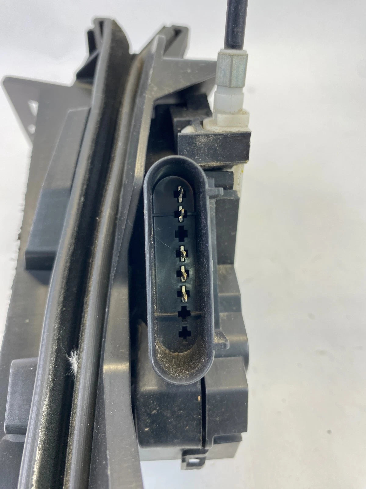 2013-2020 FORD FUSION REAR RIGHT DOOR LATCH LOCK ACTUATOR AE8A-5426412-BJ OEM