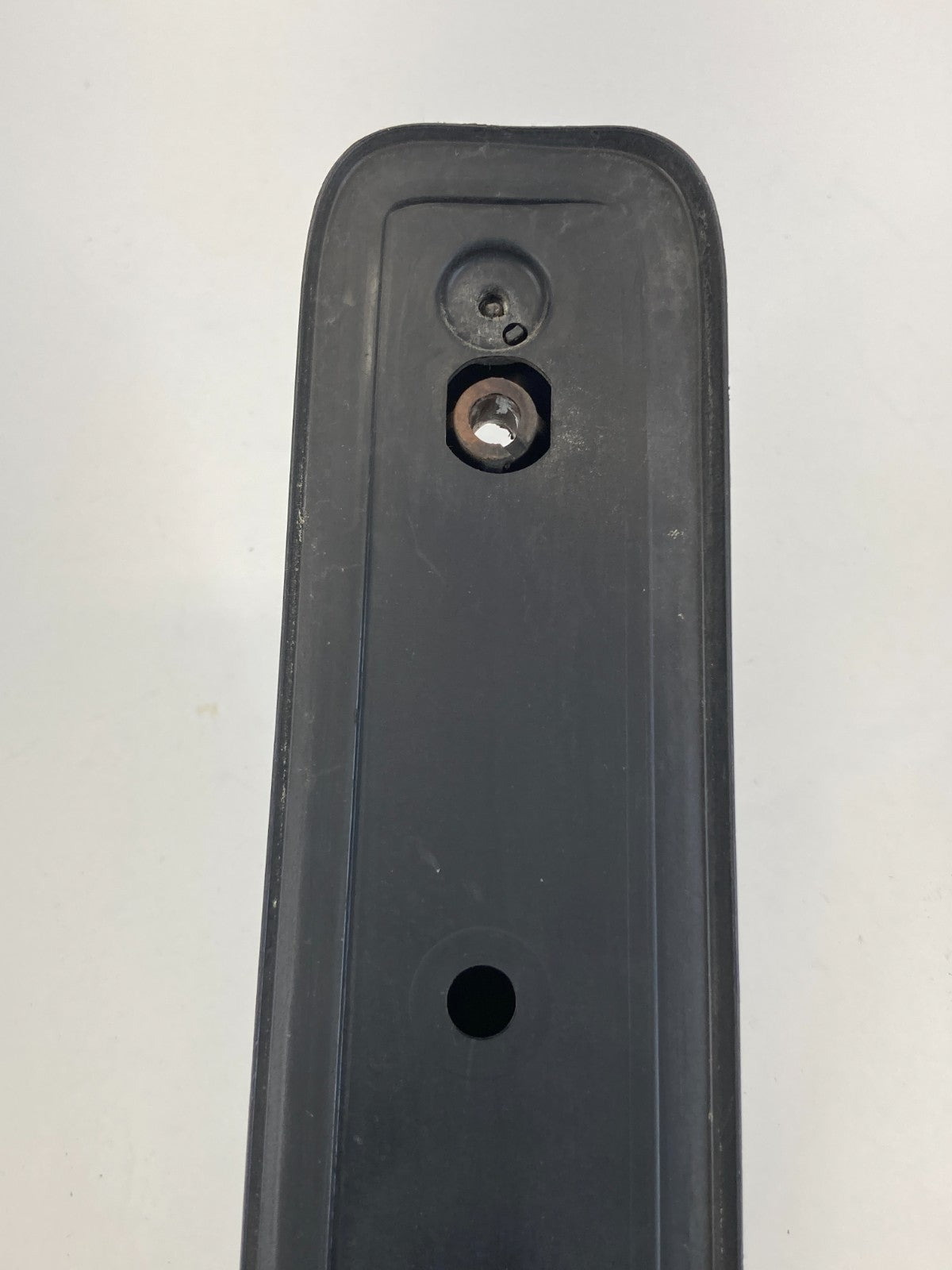 2007-2014 GMC Yukon Front Right Side Roof Rack Rail End Support Assy OEM