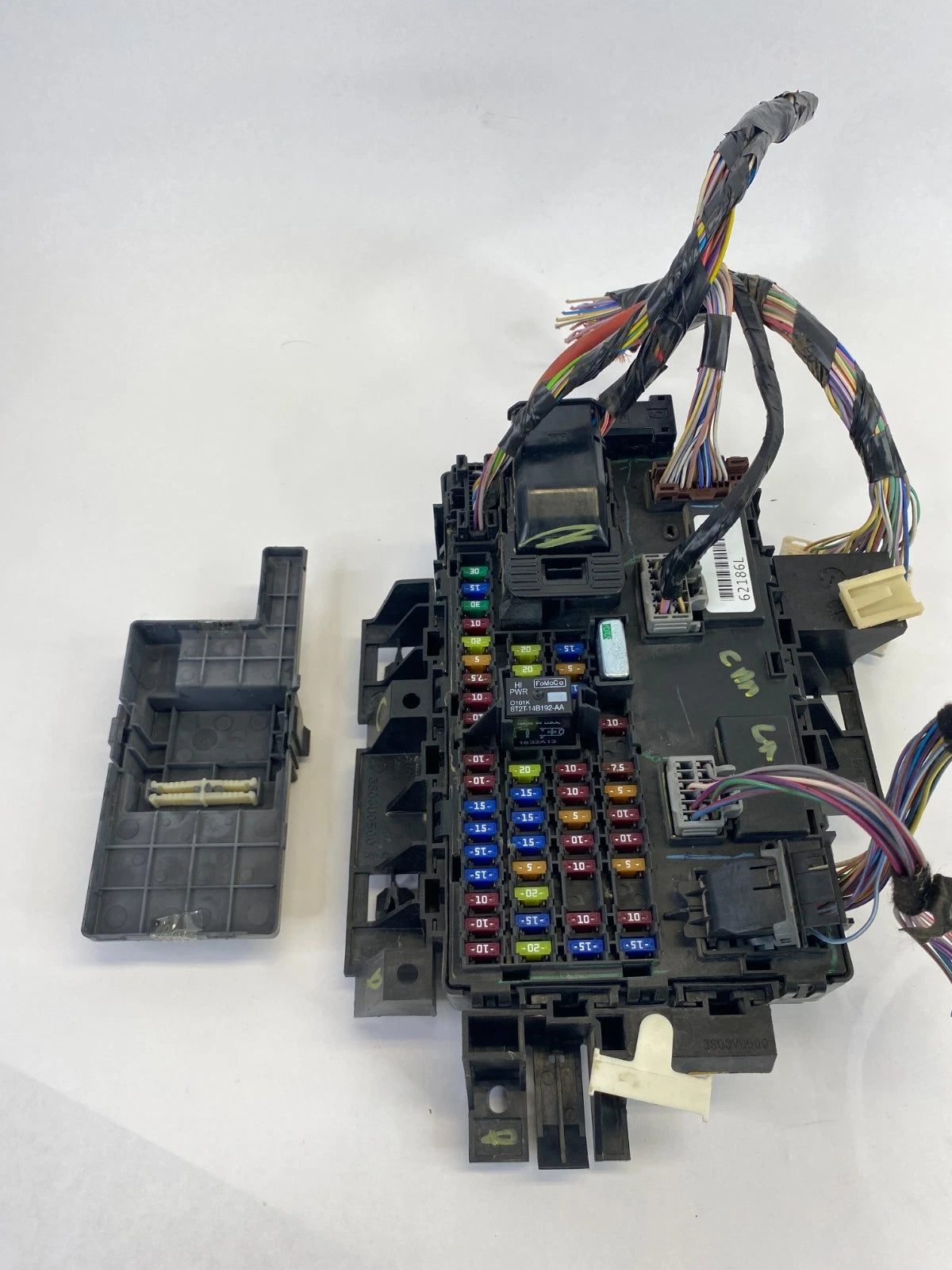 2011-2015 FORD EXPLORER SMART FUSE JUNCTION BOX BODY MODULE BCM DB5T-15604AD OEM