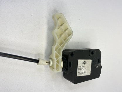 2002 2003 MINI COOPER FUEL FLAP RELEASE LOCKING MOTOR ACTUATOR W/ CABLE 7115559