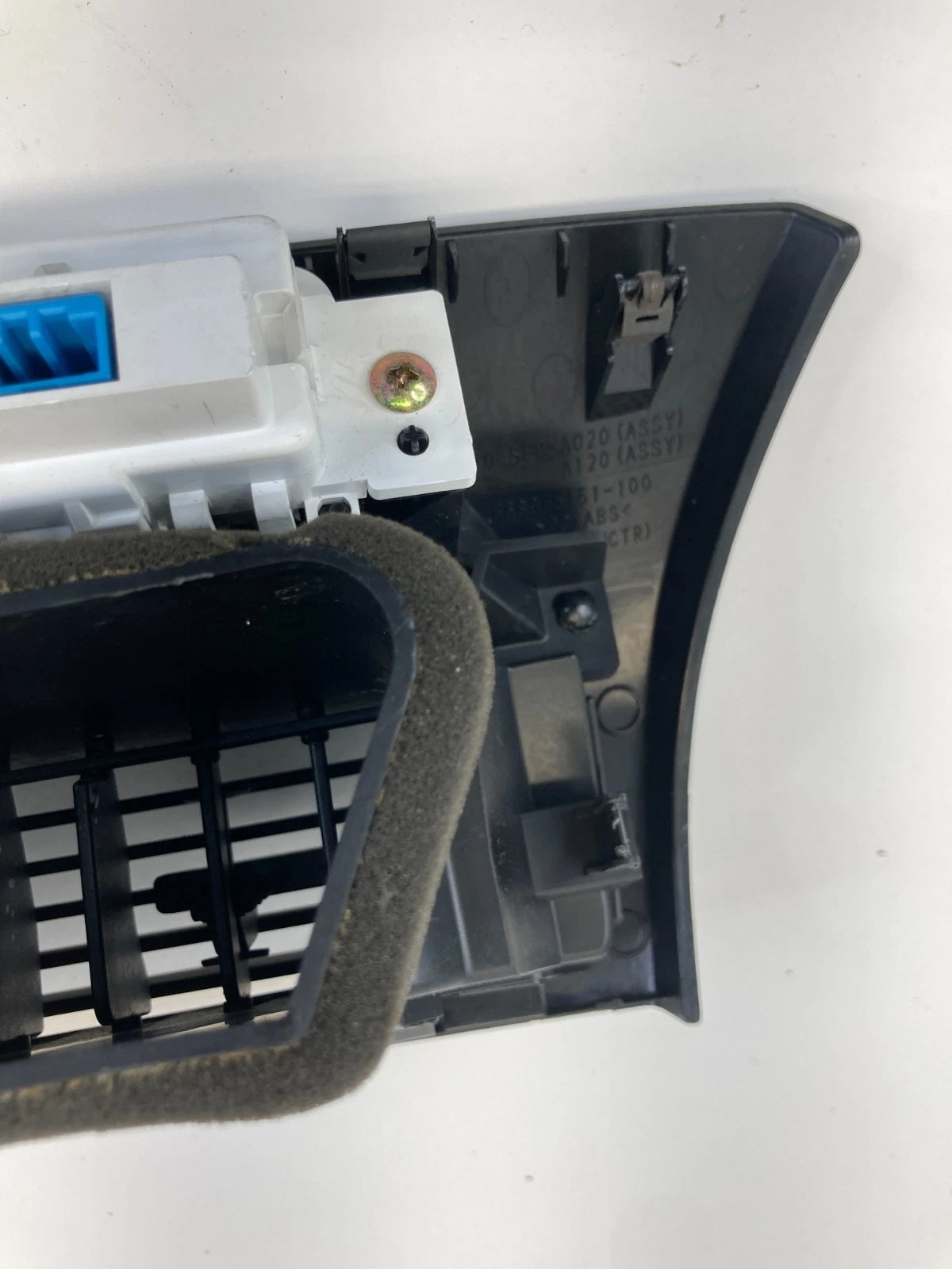 04-06 Acura TL Center Dash AC Air Vent Grille w/Clock Display & Hazard Switch