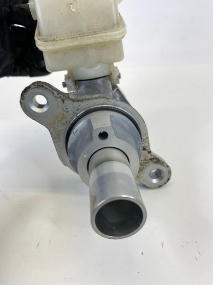 2007-2012 Nissan Altima 2.5L Sedan Brake Master Cylinder w/ Reservoir & Cap OEM