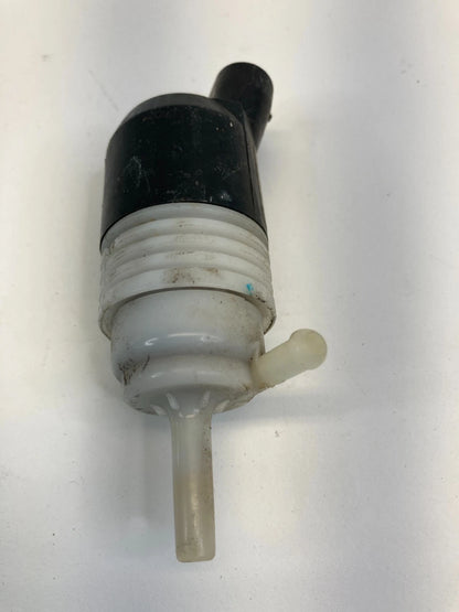 2009-2017 CHEVROLET TRAVERSE REAR WINDSHIELD WASHER WASH PUMP PUM8Q8131-2