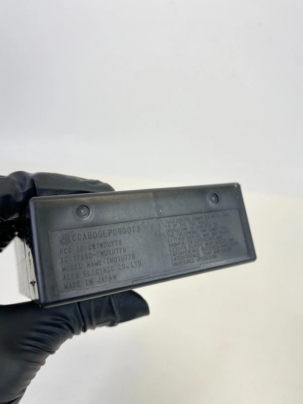 2008-2013 NISSAN ROGUE KEYLESS ENTRY THEFT LOCKING CONTROL MODULE OEM TWC1U241