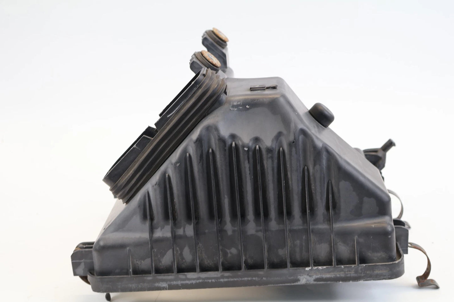 11-14 HYUNDAI SONATA 11-15 OPTIMA 2.4L AIR CLEANER BOX LOWER CASE OEM 281123Q100