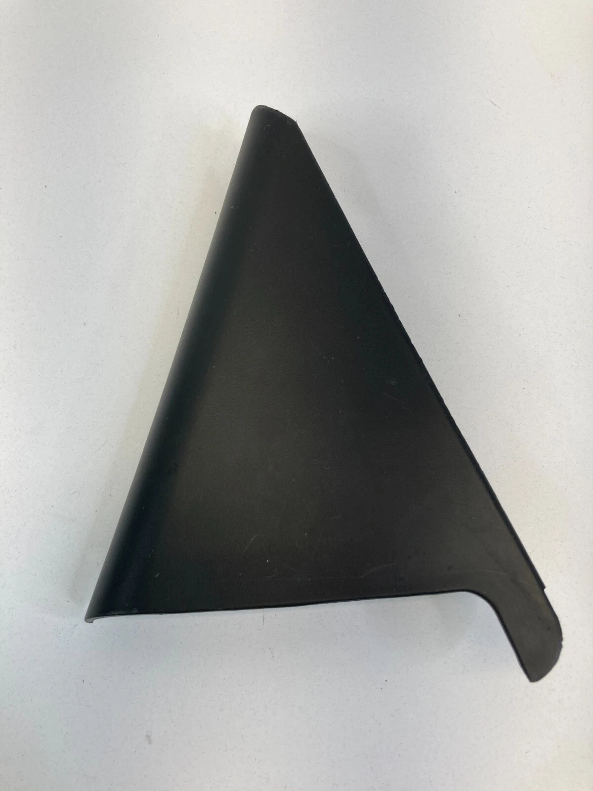 2010-2015 HYUNDAI TUCSON REAR RIGHT SIDE DOOR INTERIOR COVER TRIM 83920-2S000