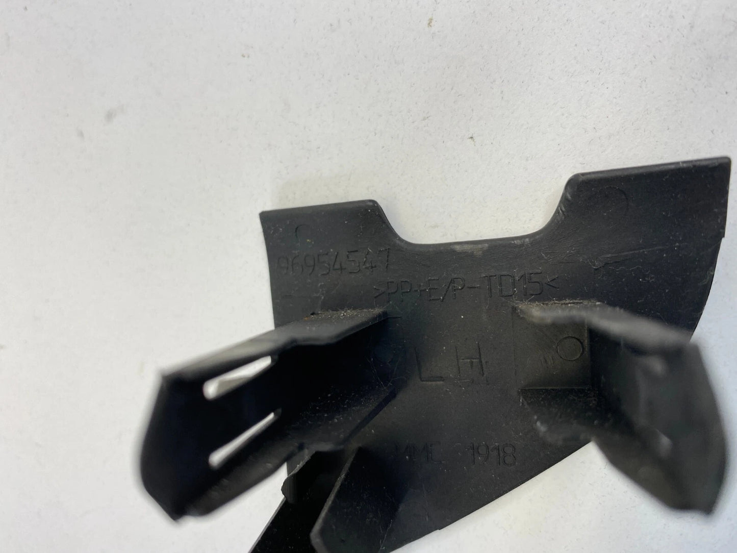 2012-2016 CHEVROLET SONIC LEFT DASH PANEL COMPARTMENT BOX COVER TRIM 96954547