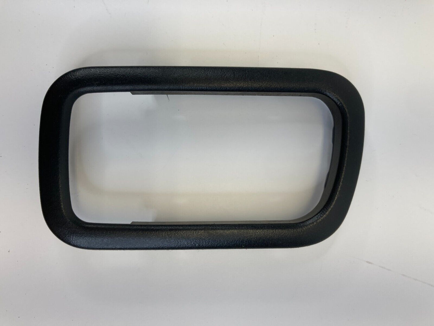 2001-2002 Nissan Pathfinder Rear Right Side Interior Door Handle Trim Bezel OEM