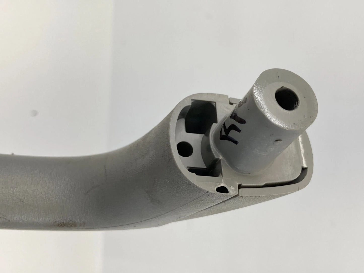 03-08 TOYOTA COROLLA REAR RIGHT SIDE INSIDE ROOF GRIP GRAB ASSIST HANDLE OEM