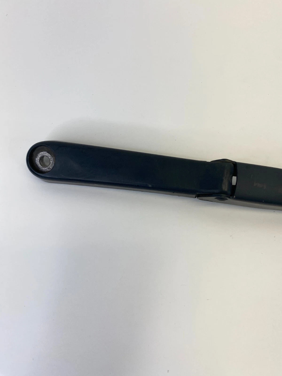 2001-2005 MERCEDES-BENZ C240 C320 W203 FRONT LEFT LH DRIVER SIDE WIPER ARM OEM
