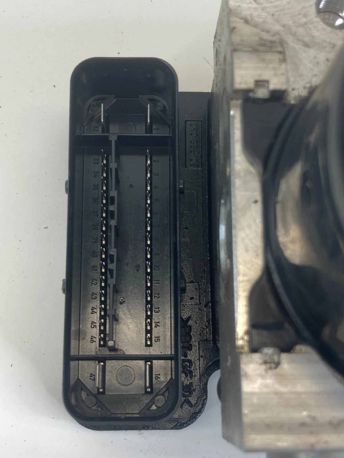 2010-2012 DODGE CALIBER 2.0L AT FWD ABS ANTI LOCK BRAKE PUMP P68023303AC OEM