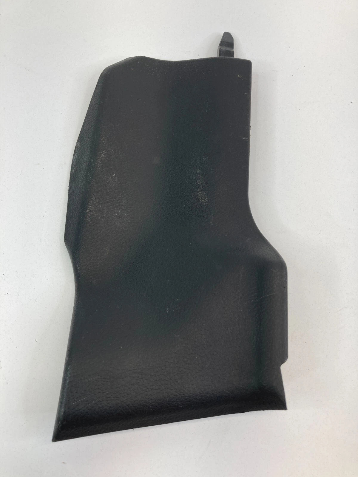 09-13 TOYOTA MATRIX FRONT LEFT SIDE CENTER CONSOLE TRIM COVER PANEL 5881602090