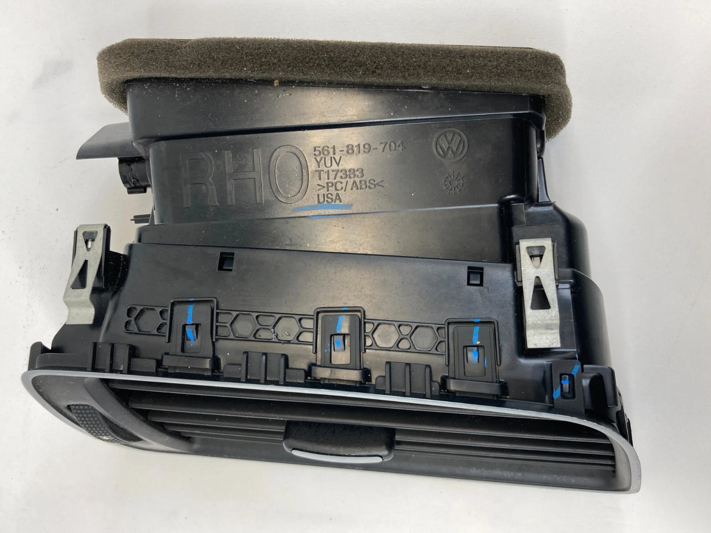 2012-2015 VOLKSWAGEN PASSAT DASH RIGHT PASSENGER SIDE A/C AIR VENT OUTLET GRILLE
