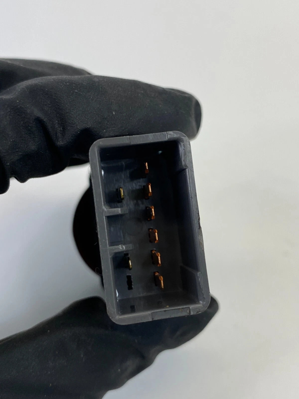 2009-2011 CHEVROLET AVEO5 EMERGENCY HAZARD LIGHT CONTROL BUTTON SWITCH OEM