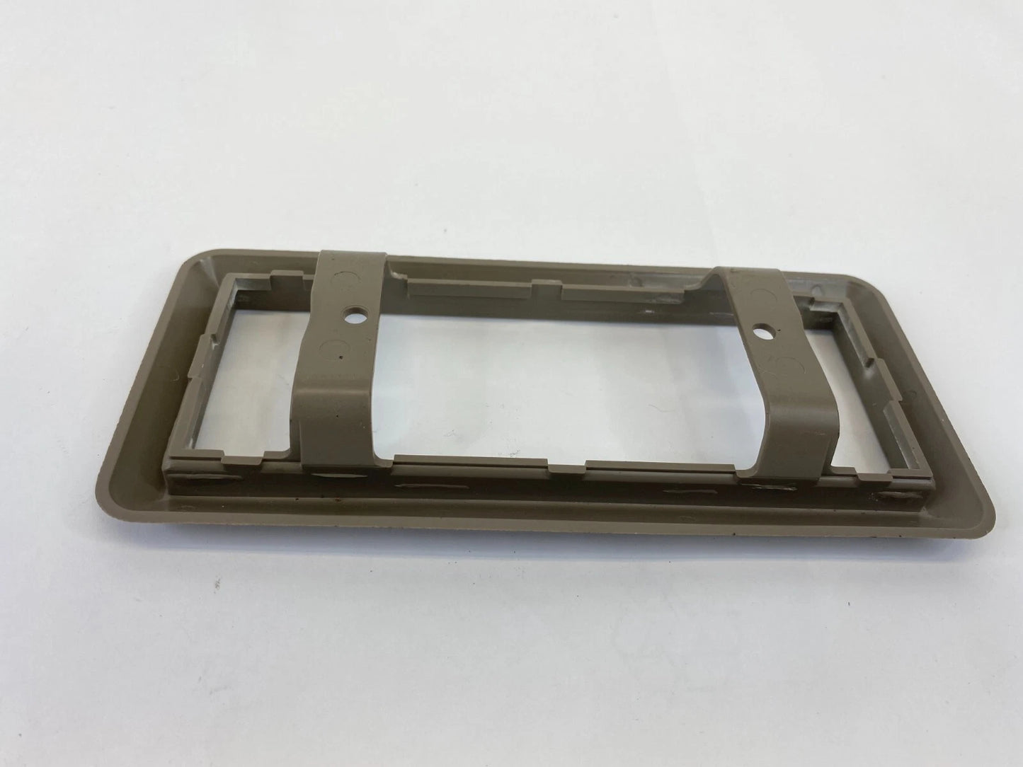 1999 2000 CADILLAC ESCALADE 4-DR INTERIOR ROOF CONTROL COVER BEZEL TRIM 15686975