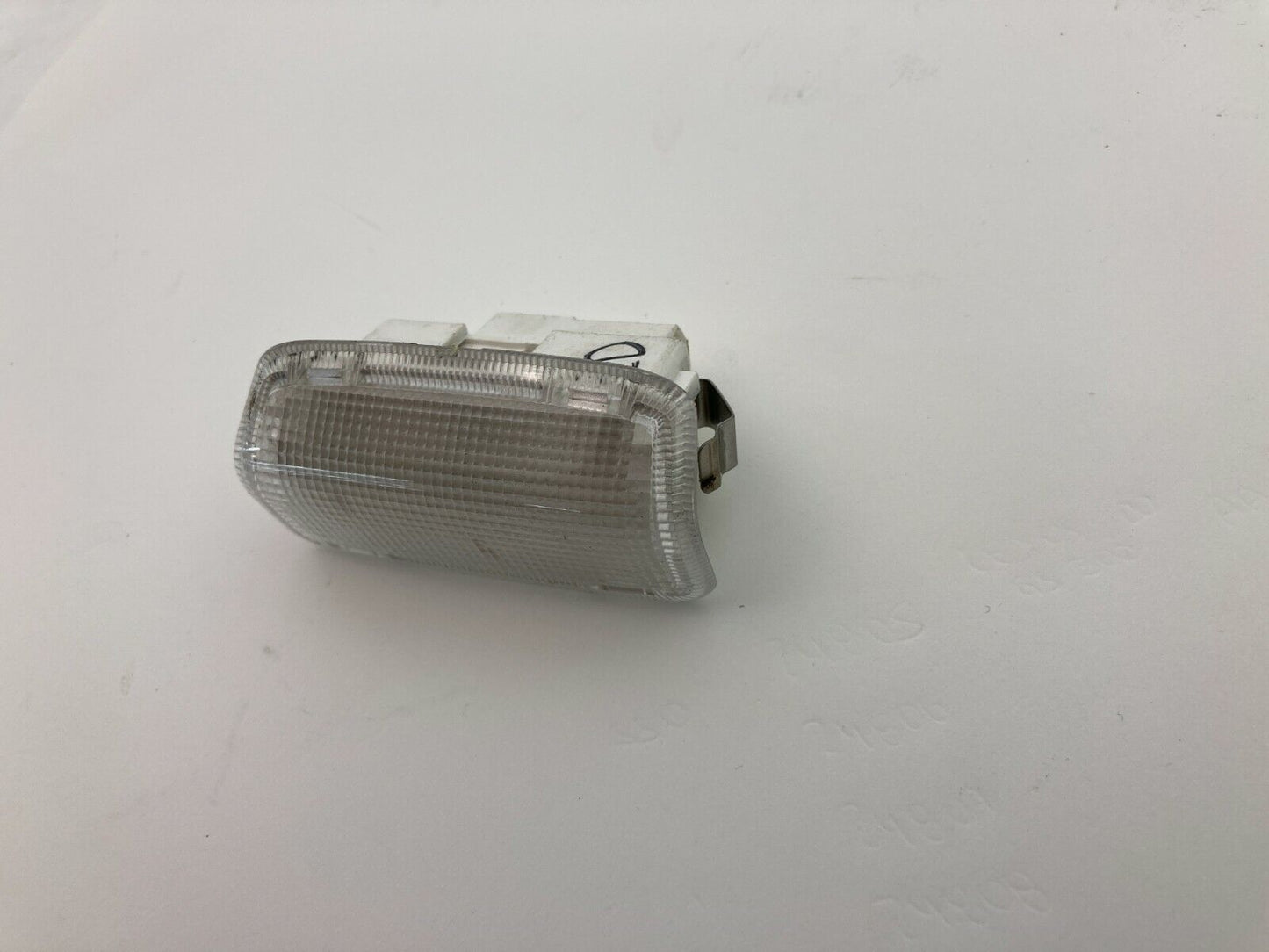 1998-2005 Lexus GS300 GS 300 Interior Rear Left Driver Door Courtesy Light Lamp