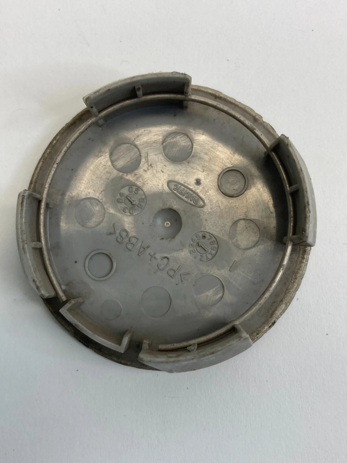 05 06 07 08 09 10 Scion TC Wheel Rim Center Cap Hubcap Cover Trim OEM