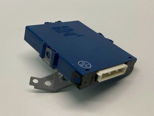 2005 TOYOTA PRIUS 1.5L NETWORK GATEWAY COMPUTER CONTROL MODULE 89111-47030 OEM