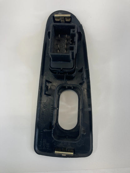 1999-2003 FORD WINDSTAR FRONT RIGHT SIDE DOOR WINDOW SWITCH BEZEL W/ LOCK SWITCH