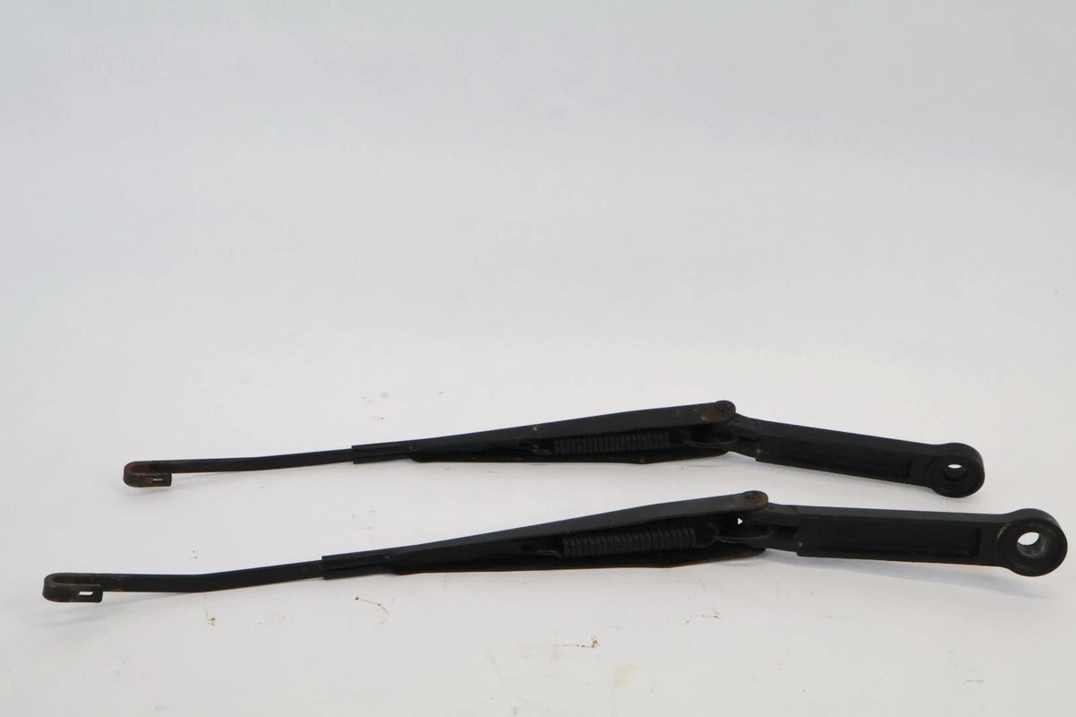 2002-2009 CHEVY TRAILBLAZER ENVOY FRONT WINDSHIELD WIPER ARMS PAIR LH & RH OEM