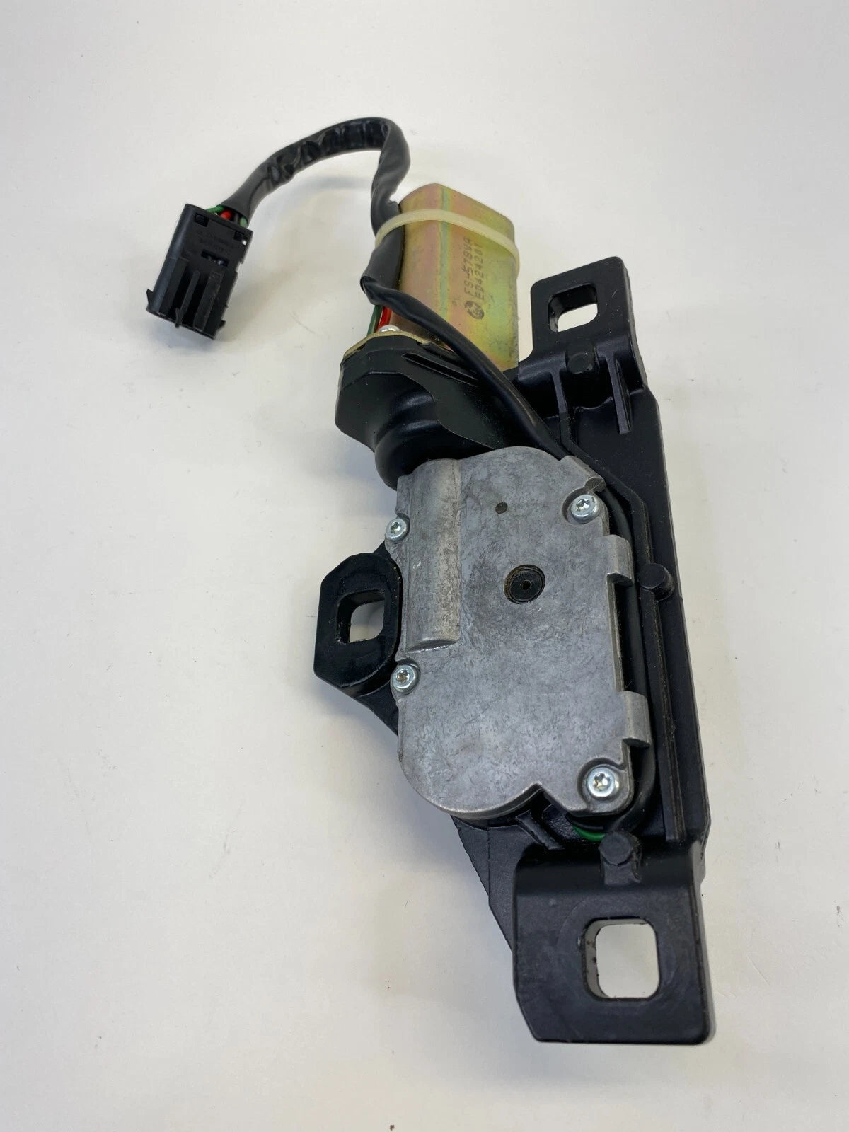 2002-2005 BMW 745I 745LI REAR TRUNK TAILGATE DECK LID POWER LOCK MOTOR OEM
