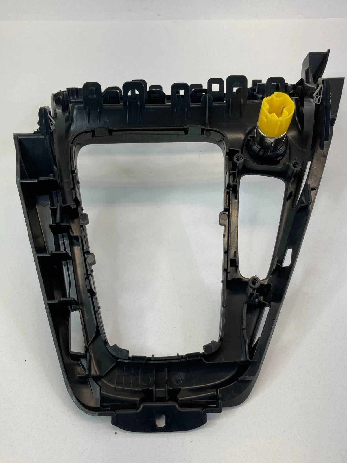 2015-2018 FORD FOCUS CENTER CONSOLE SHIFT SHIFTER BEZEL TRIM F1EB-A044H83-CHW