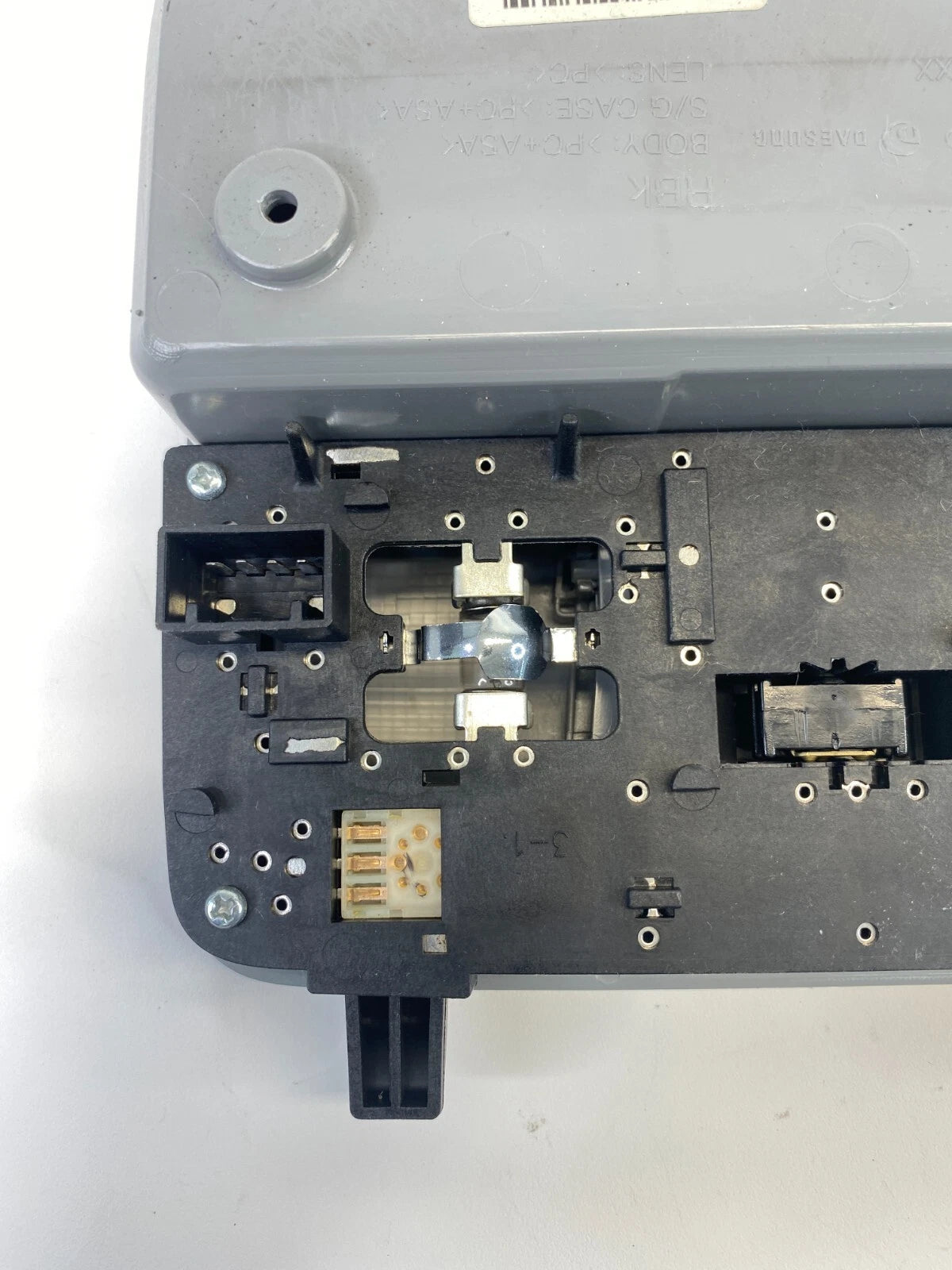 2012-2017 HYUNDAI ACCENT OVERHEAD CONSOLE MAP LIGHT DOME LAMP 92800-1RXXX OEM