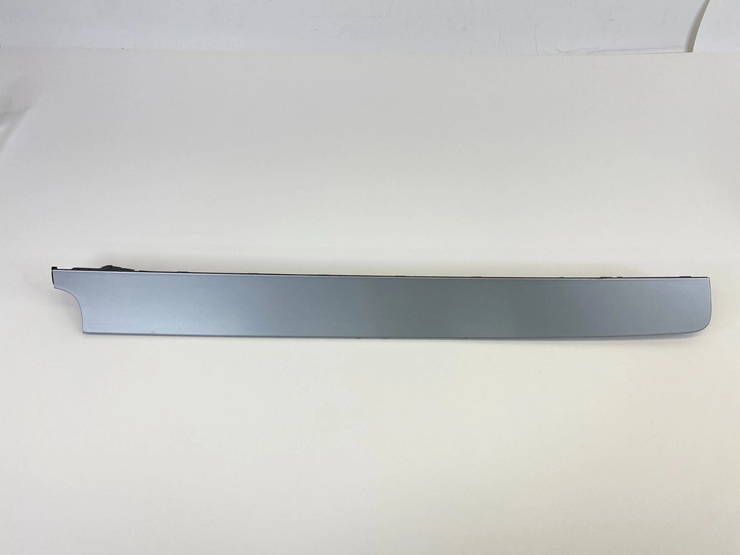 2009 2010 2011 VOLKSWAGEN CC DASH RIGHT PANEL COVER BEZEL TRIM 3C1857212AD OEM
